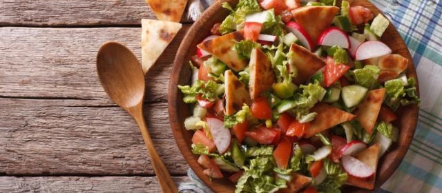 Frühlings-Fattoush / Arabischer Salat